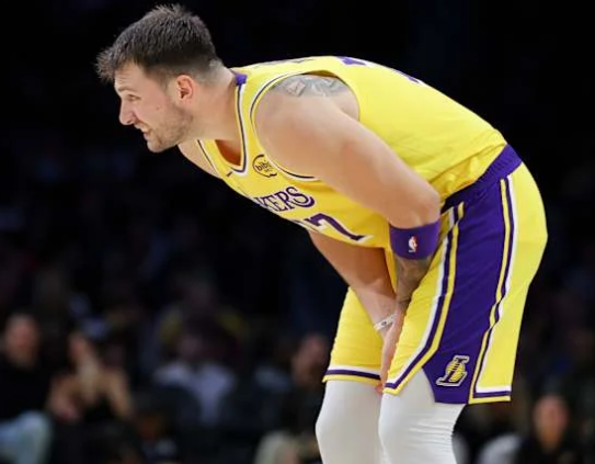 luka-doncic-akan-absen-setelah-mengalami-cedera