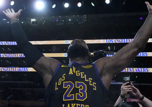 lebron-mengincar-comeback-dalam-laga-lawan-utah-jazz