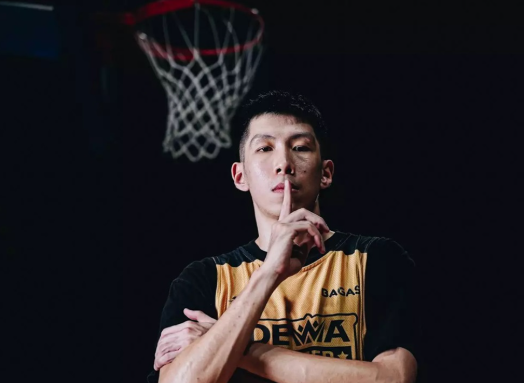 dewa-united-banten-kedatangan-laurentius-steven-oei