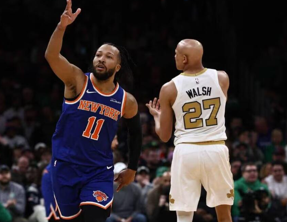 Knicks Hancurkan Celtics 111-89 Dominasi Besar
